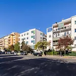 Bmga L Incredible 3Bdr With Balcony In City Center